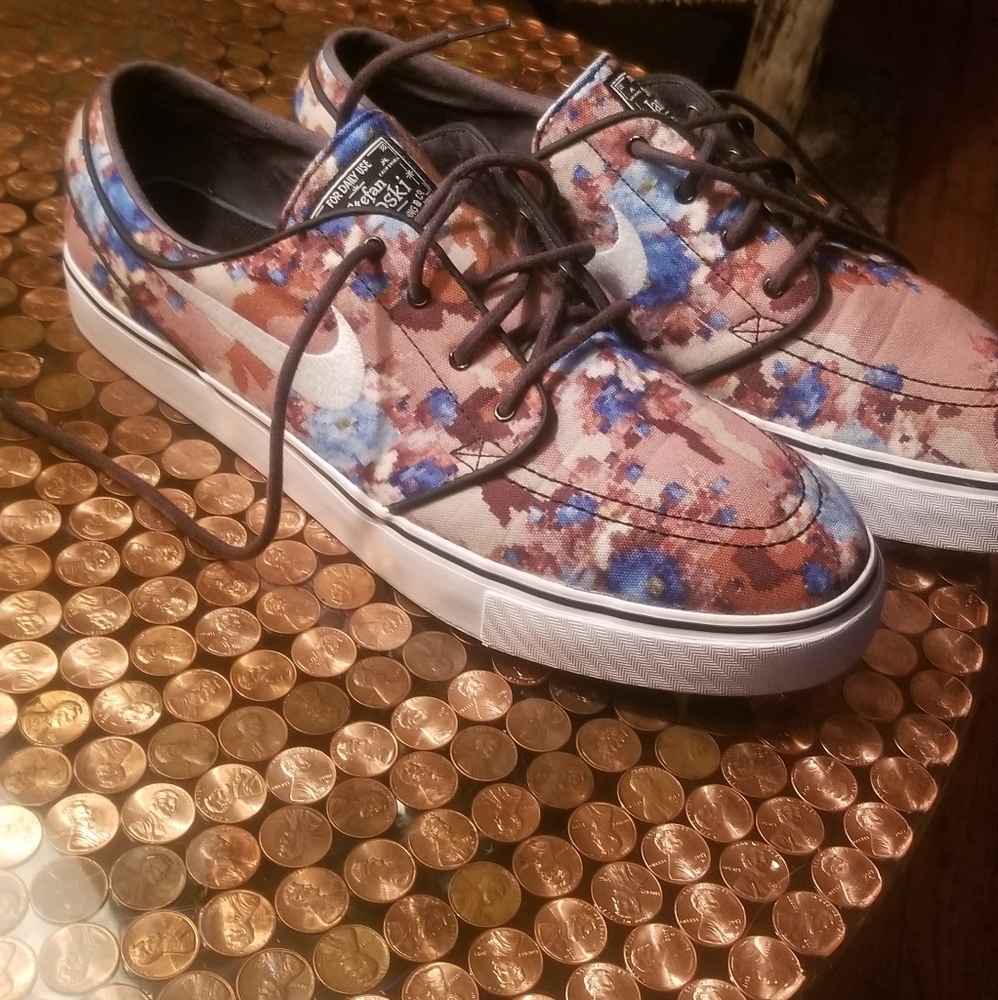 Nike janoski
